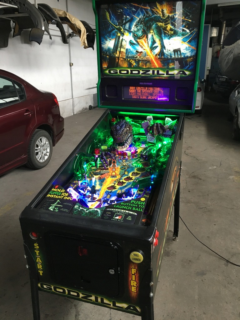 Godzilla pinball flipper sega 1998