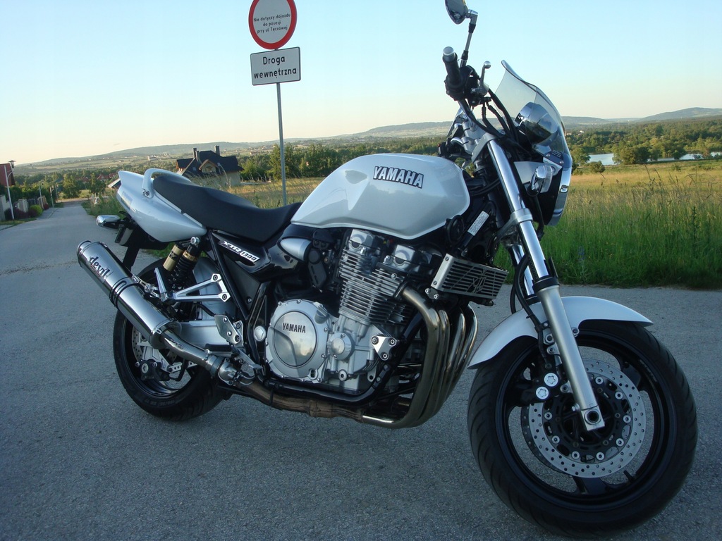 YAMAHA XJR1300 2008r, 19500km przebiegu SUPER STAN