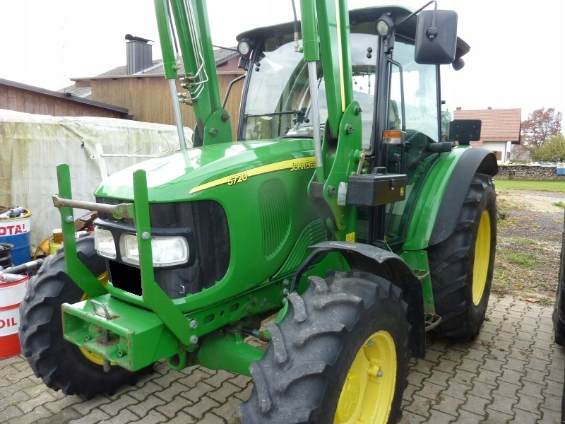 John Deere 5720