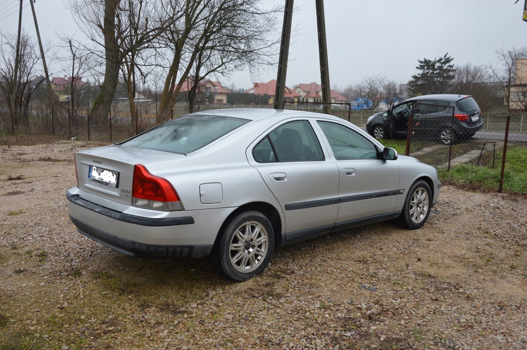 Купить VOLVO S60 2.4 D 163 л.с. Седан Скорый Opony2x Посмотреть: отзывы, фото, характеристики в интерне-магазине Aredi.ru