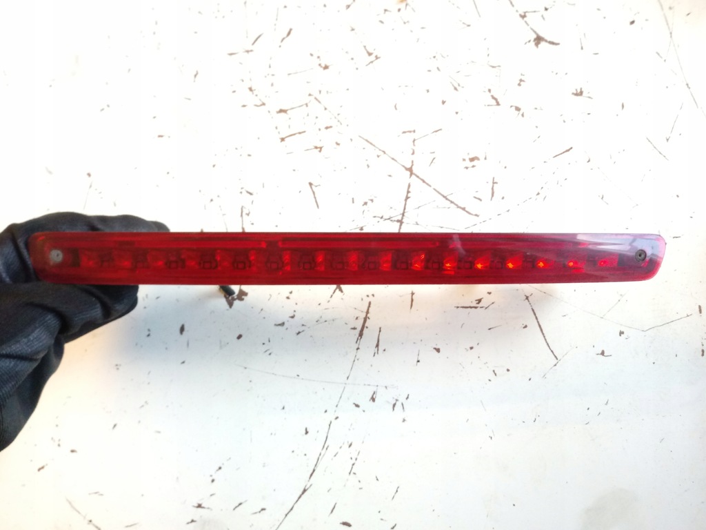 TRZECIE ŚWIATŁO STOP TYŁ GM 13159973 OPEL SIGNUM