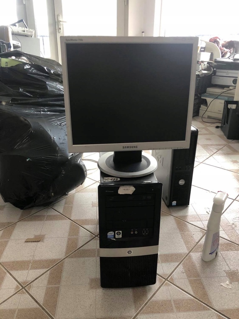 HP dx2400 C2D 2GB RAM 160GB HDD zestaw monitor