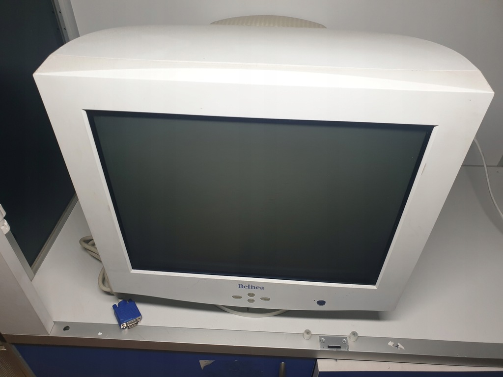 Monitor CRT 15 cali Belinea 10 30 70