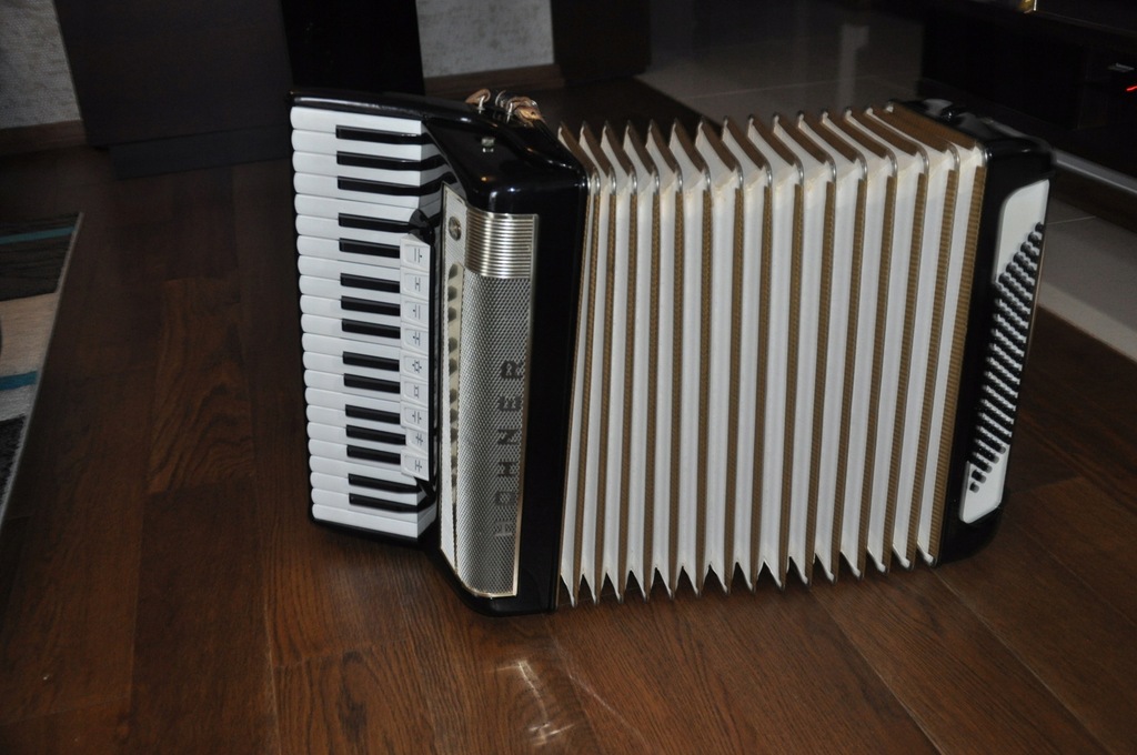 AKORDEON HOHNER LUCIA IVP 4 chóry 96 basów,IDEAŁ! 8422957505