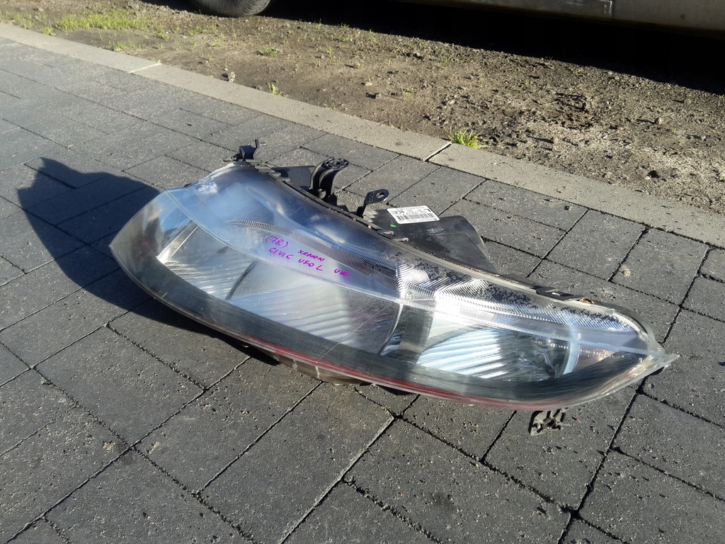 Honda Civic VIII 3d 5d ufo Lampa przednia L xenon