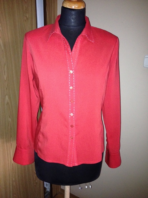 czerwona elegancka bluzka