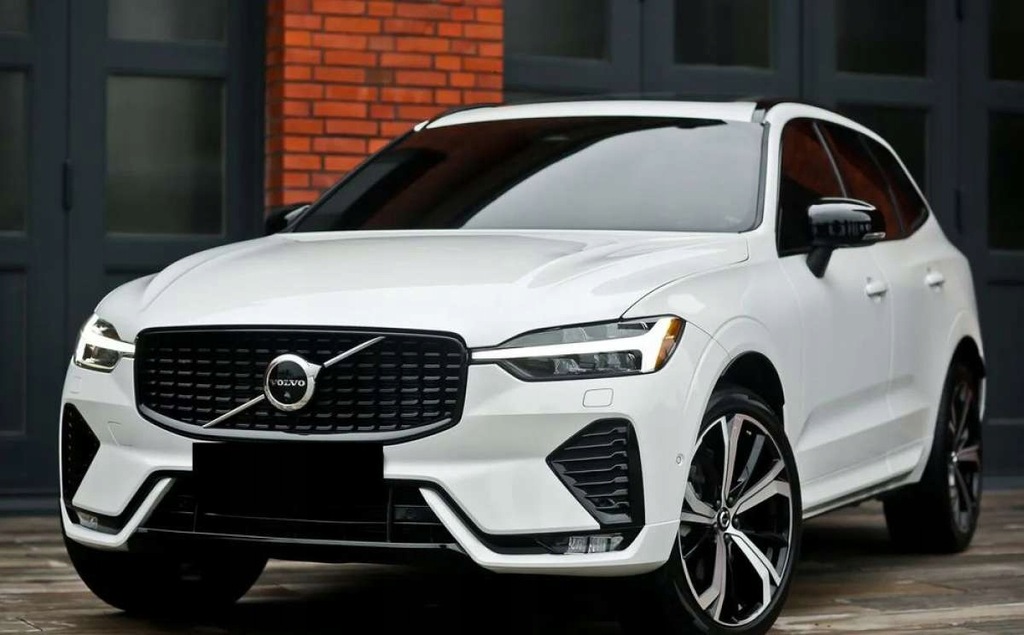 Volvo XC 60 R-DESIGN AWD biała perła FULL