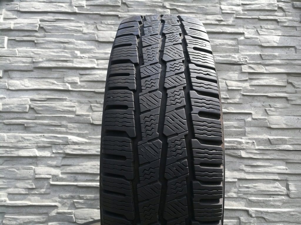 Michelin Agilis Alpin 205/75/16C 1szt.