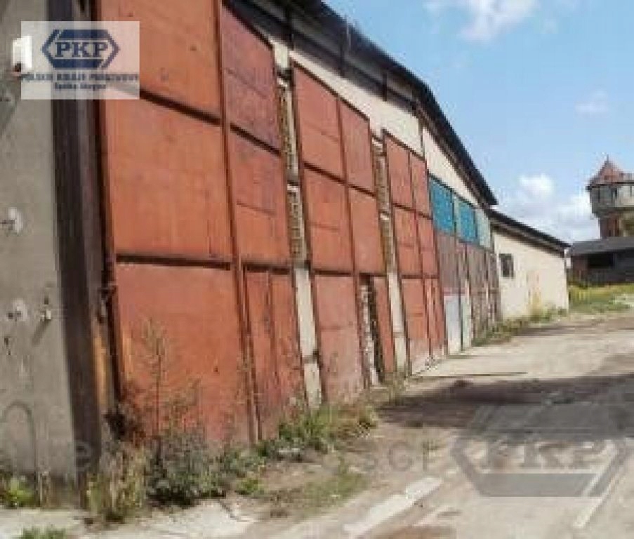 Magazyny i hale, Kętrzyn (gm.), 324 m²