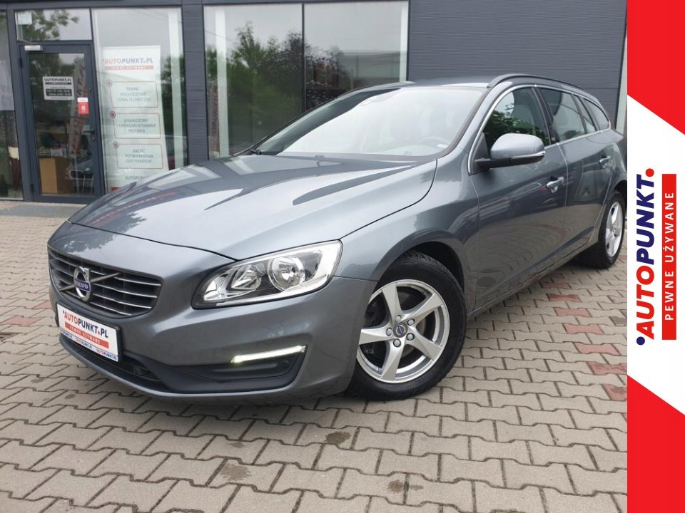 Volvo V60 Momentum