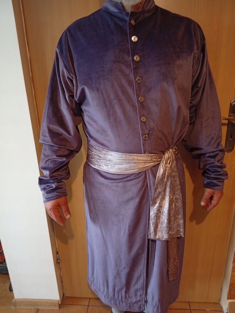 Żupan śliwkowy aksamit + pas gratis !!!