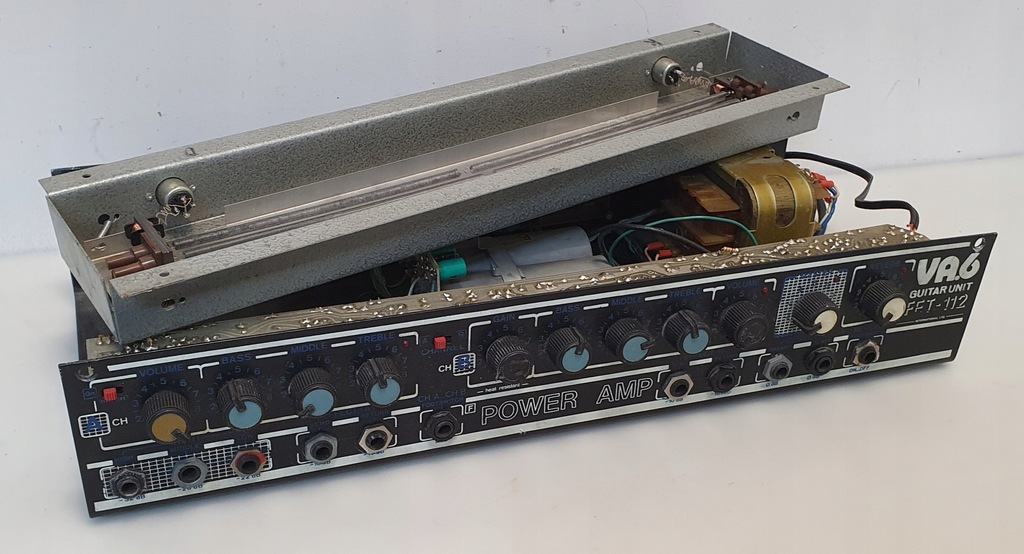 Wzmacniacz gitarowy z echem VA.6 FET-112 6245D