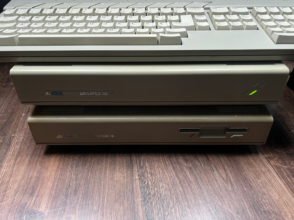 Zestaw ATARI MEGA 2 + ATARI HDD MEGA FILE + KLAWIATURA ATARI