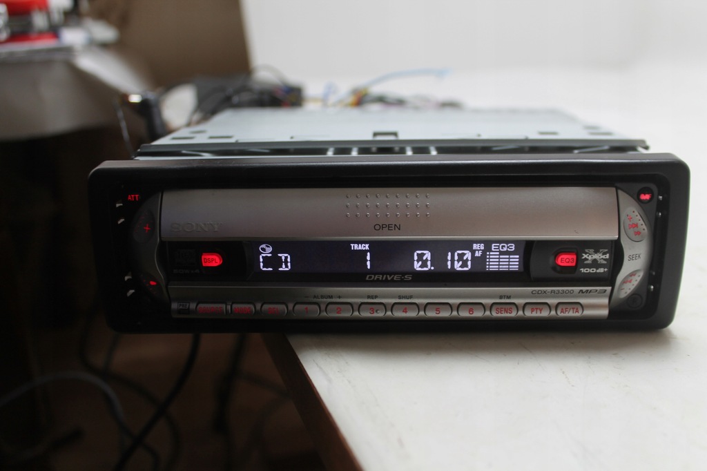 SONY Xplod CDX-R3300