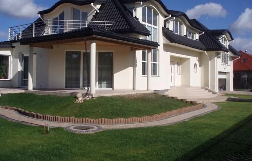 Dom, Piaseczno, Piaseczno (gm.), 650 m²