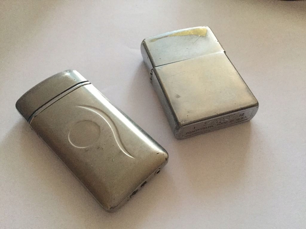 Zapalniczka Zippo plus druga zapalniczka gratis