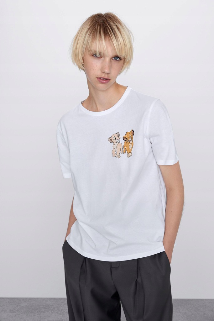 19G032 ZARA__MK4 BIAŁY T-SHIRT THE LION KING__