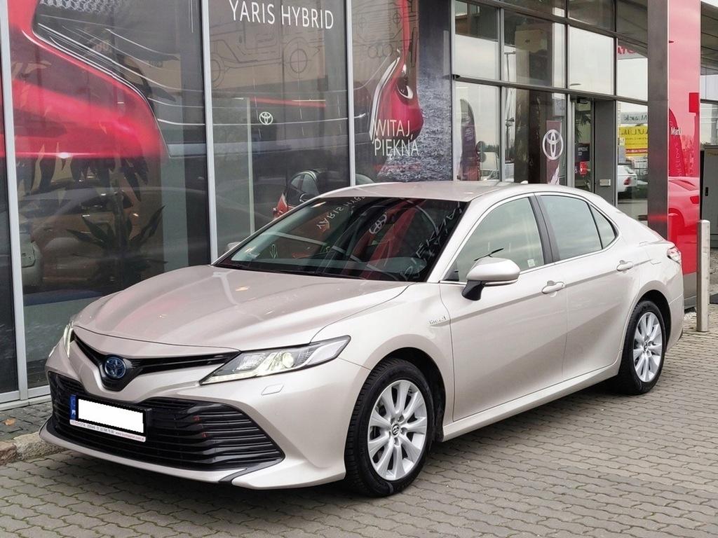 Toyota Camry 2.5 Hybrid Comfort e-CVT. Serwis w AS