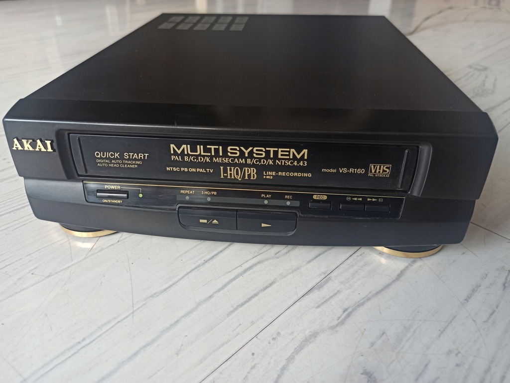 Magnetowid VHS Akai VS-R160