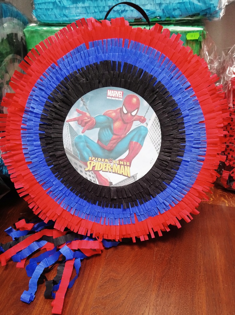 PINATA PINIATA SPIDERMAN GRATIS kij