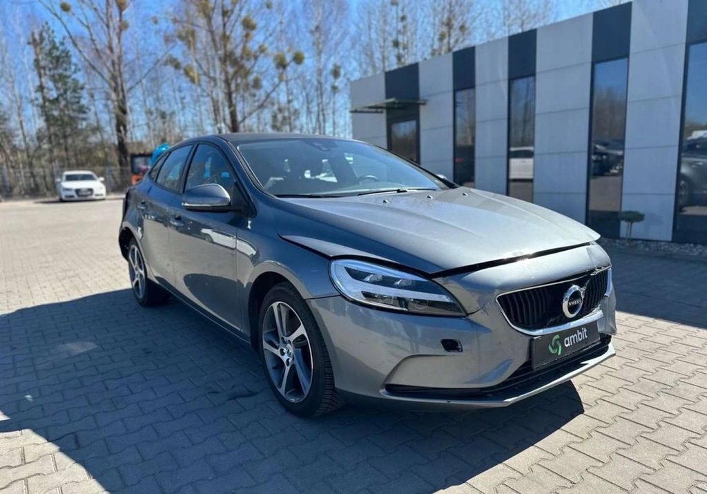 Volvo V40 2.0B 122KM 2019r. auto zarejestrowane i ubezpieczone w Polsce