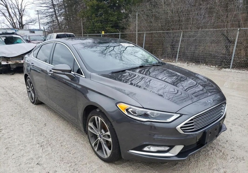 Ford Fusion 2017 FORD FUSION TITANIUM Benzyna...