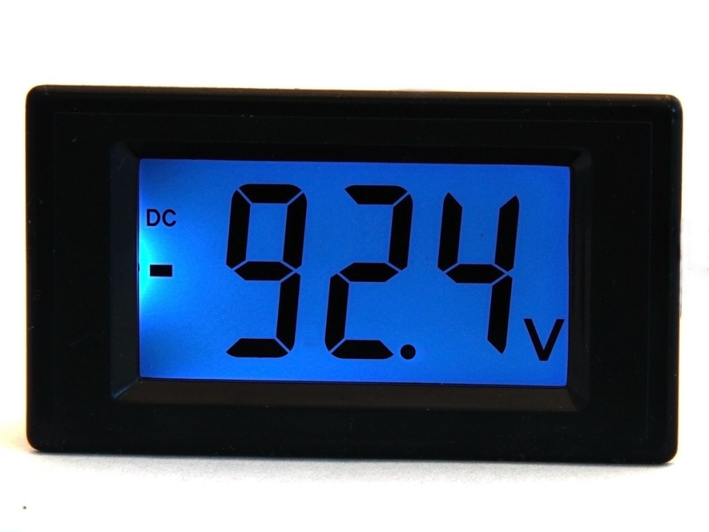 Woltomierz LCD 19mm blue 500V Czarny Panel