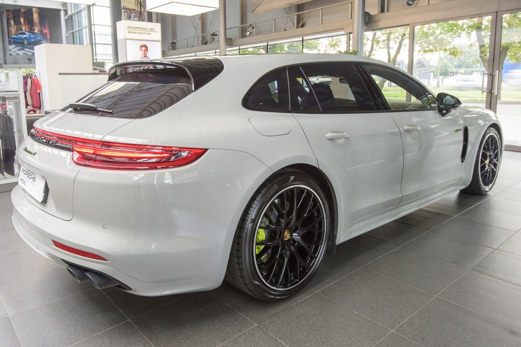 Купить Porsche Panamera Sport Turismo 4 E-Hybrid, 10 лет: отзывы, фото, характеристики в интерне-магазине Aredi.ru