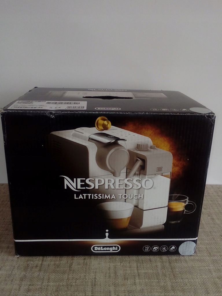 NOWY ekspres do kawy DeLonghi EN560.S ciśnieniowy