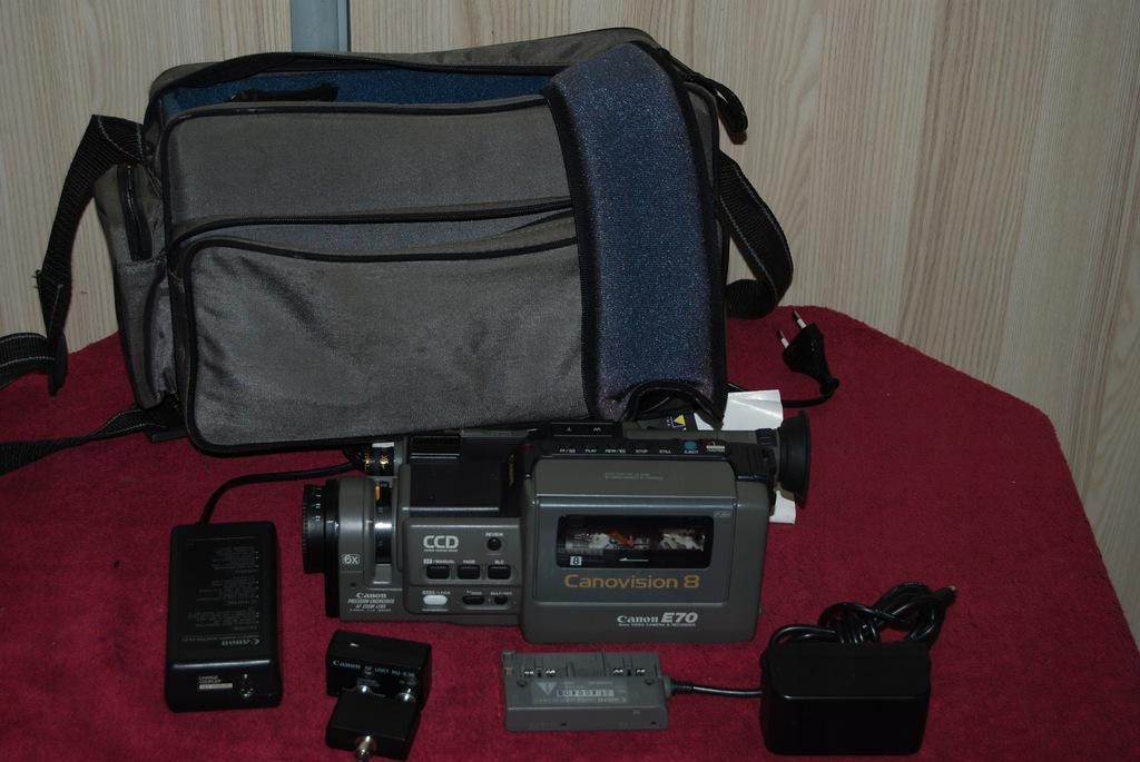 Купить Камера Canon VM-E70E 8 мм с аксессуарами: отзывы, фото, характеристики в интерне-магазине Aredi.ru