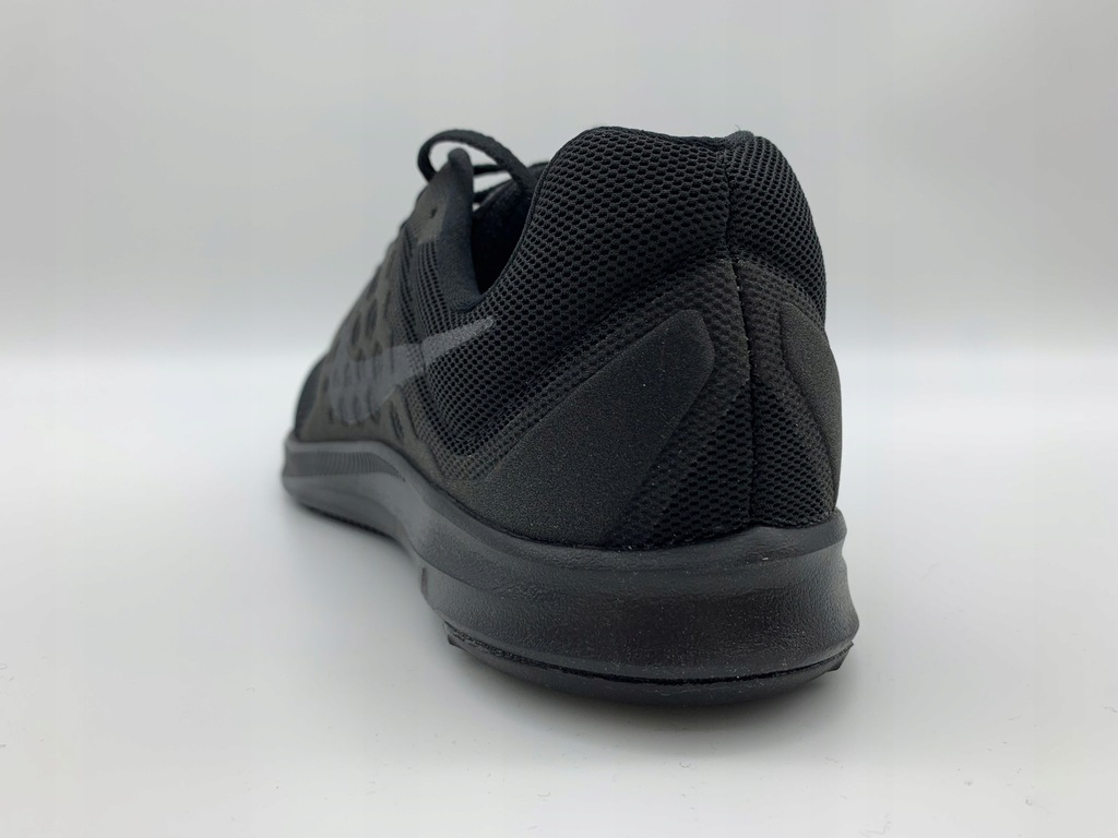 nike pegasus vs downshifter