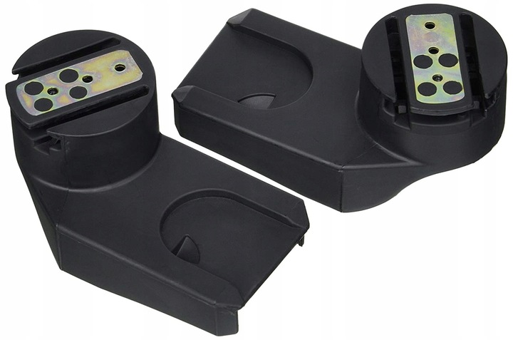 Adaptery do fotelika