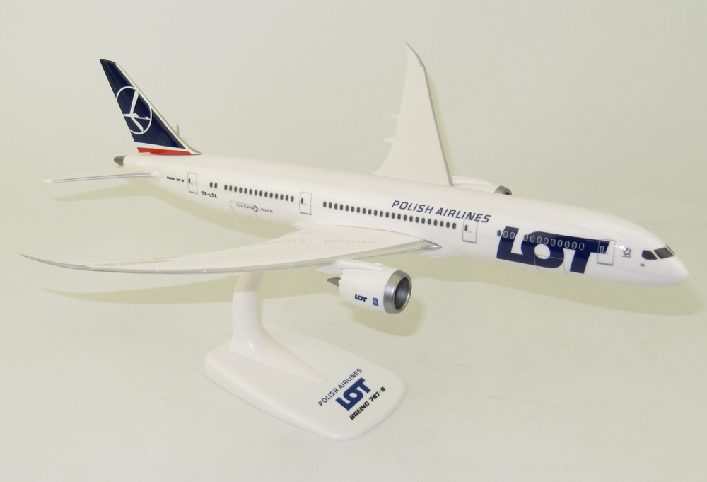 Купить Модель Boeing 787-9 Dreamliner LOT SP-LSA 1:200: отзывы, фото, характеристики в интерне-магазине Aredi.ru