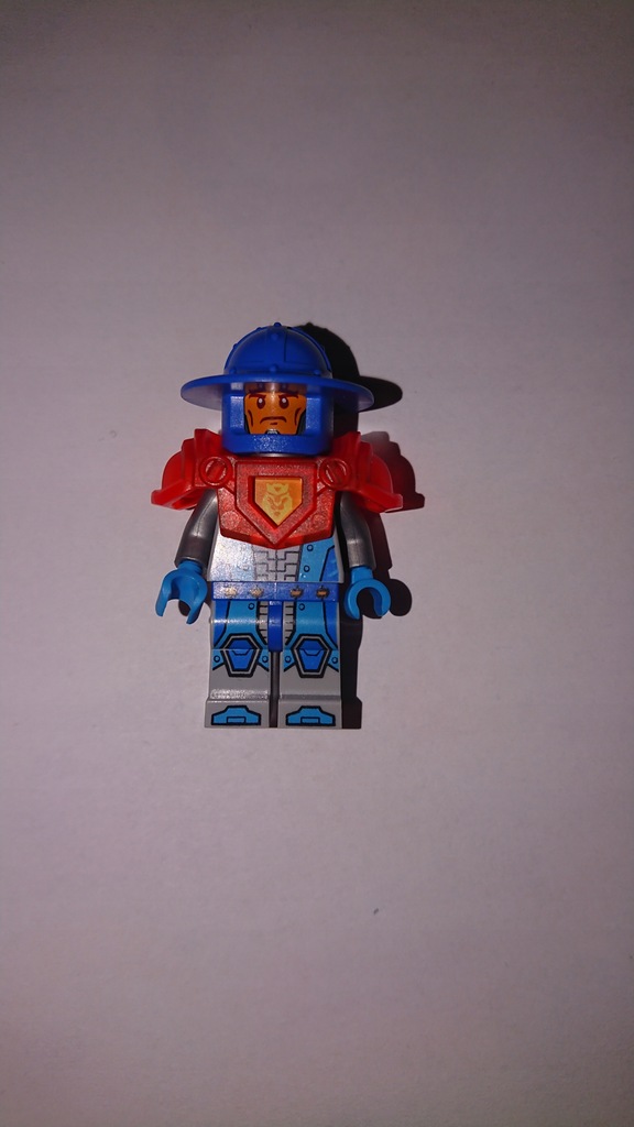 LEGO minifigures nex074 Nexo Knight Royal Soldier