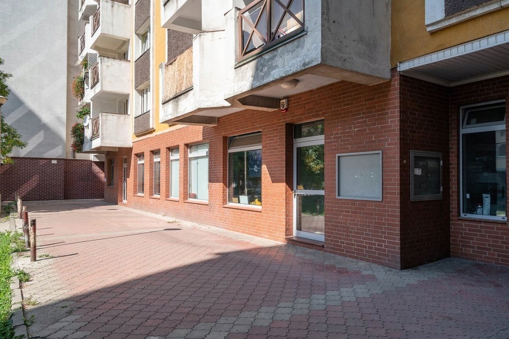 Komercyjne, Wrocław, Krzyki, 181 m²