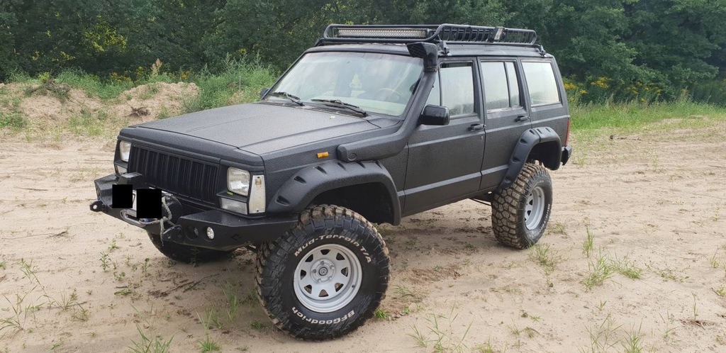 JEEP CHEROKEE XJ 92 4,0 LINEX FOX LIFT SUPERWINCH