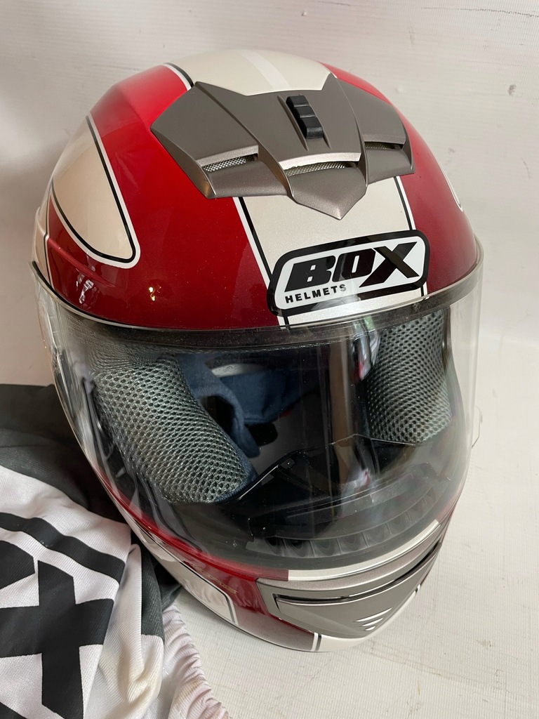 Kask motocyklowy Box helmet 1550g roz. XS