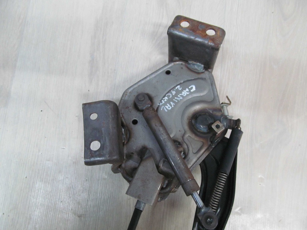 KIA CARNIVAL 0206 PEDAL HAMULCA POSTOJOWEGO 7295667600