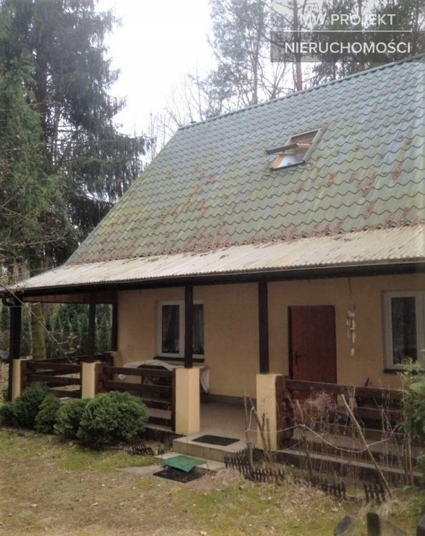Dom, Urle, Jadów (gm.), Wołomiński (pow.), 100 m²