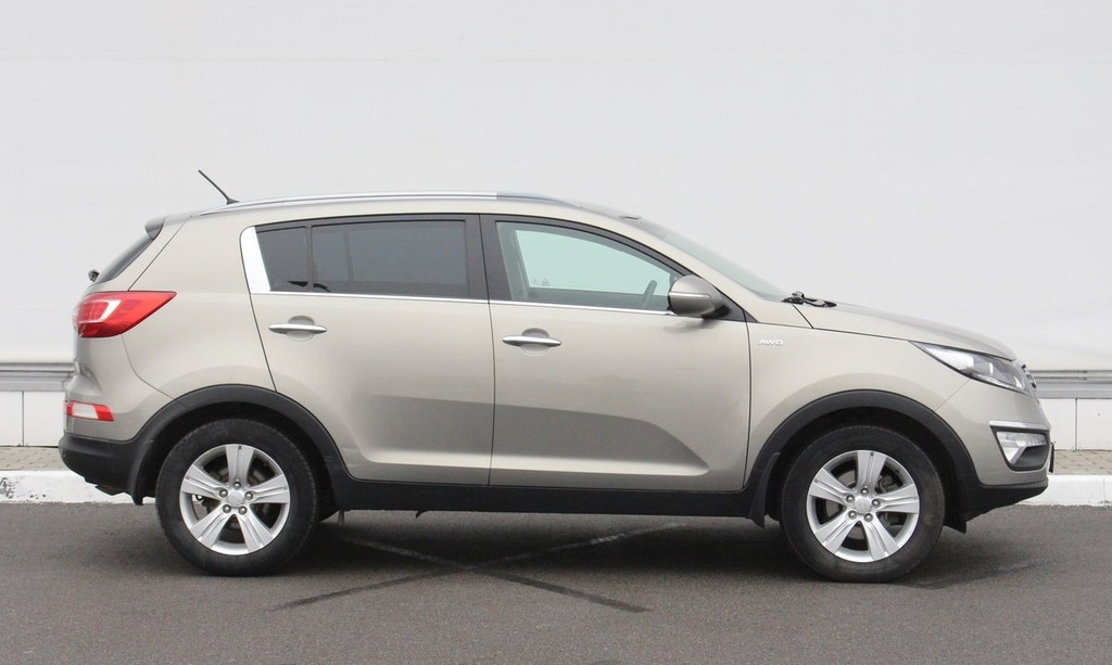 KIA SPORTAGE III 5DRZWI 1015 KOMPLET OWIEWEK HEKO