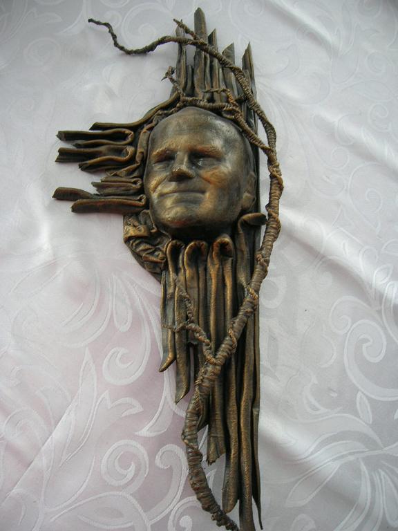 Płaskorzeźba - maska Jan Paweł II