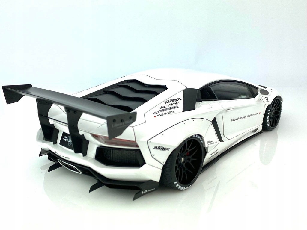 Liberty Walk Lamborghini Aventador AutoArt 1:18 - 12297362780