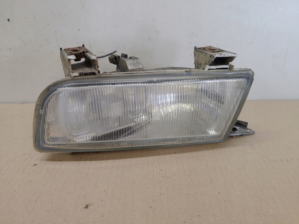 HALOGEN LEWY PRZOD SAAB 9-5 I LIFT 01-05