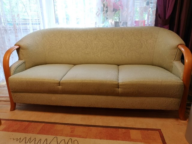 Zestaw wypoczynkowy ( kanapa + 2 fotele)