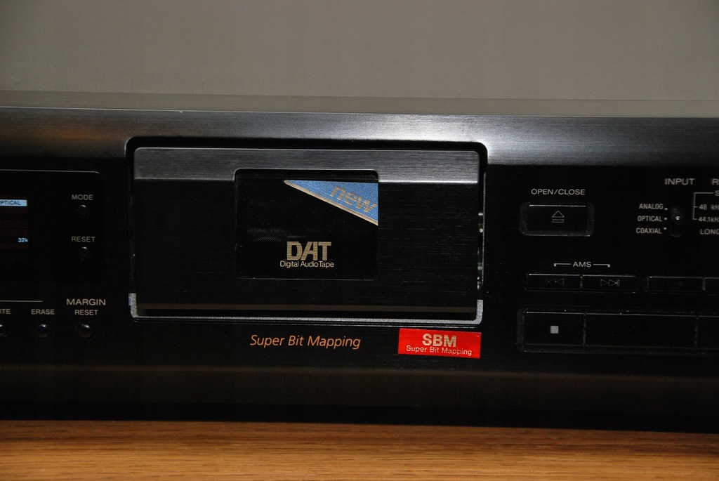 SONY DTC-ZE 700 DAT - 10087607414 - oficjalne archiwum Allegro