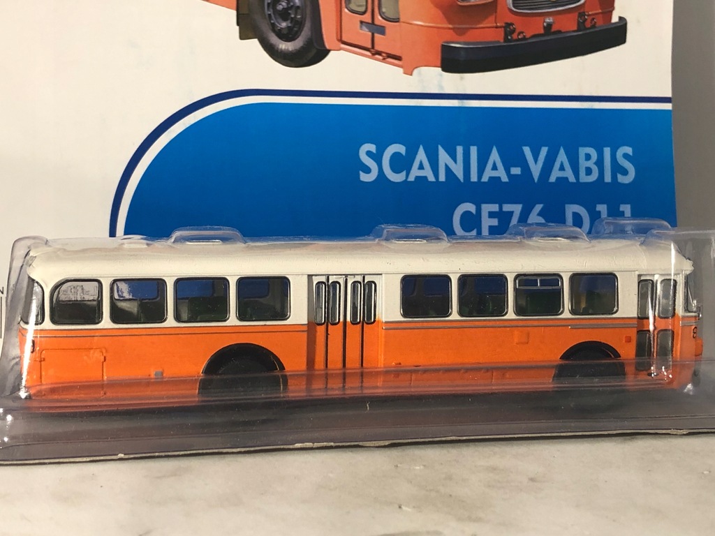 Kultowe autobusy Scania Vabis CF76 D11 1:72 26