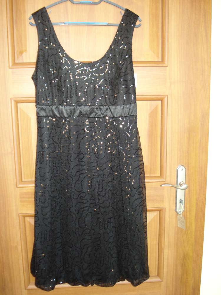 sukienka Monnari 40/42 L/XL cekiny wieczorowa