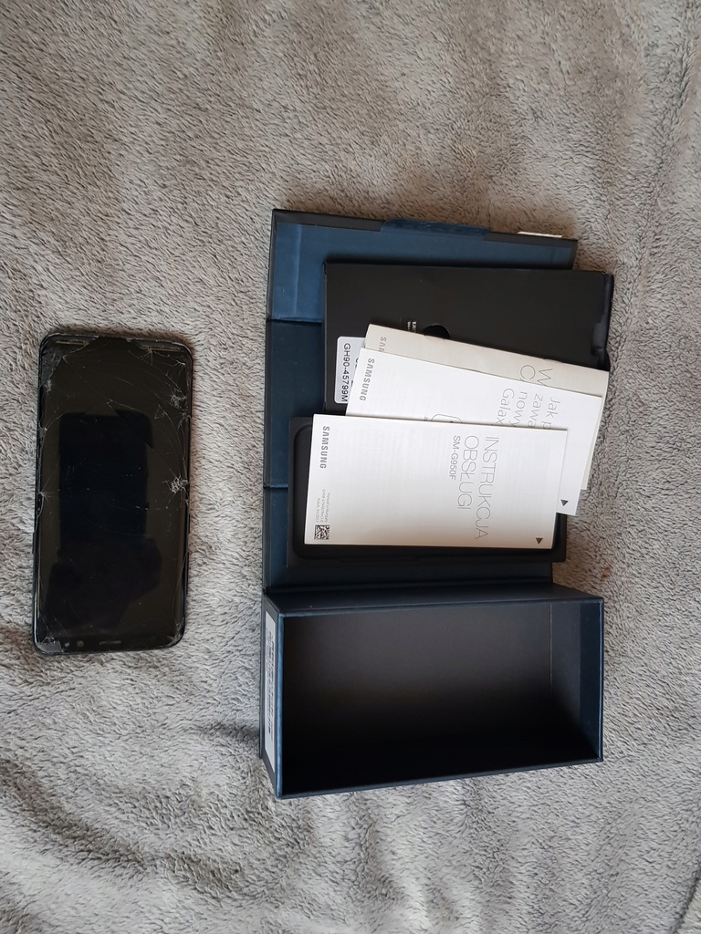 Samsung Galaxy S8 4 GB / 64 GB czarny uszkodzony