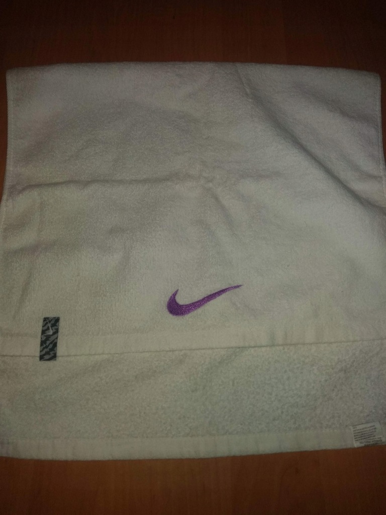 Ręcznik treningowy NIKE biały bawełniany 38x65 cm