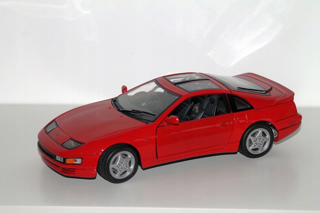 KYOSHO NISSAN 300ZX FAIRLADY Z 1/18 - 8198395824 - oficjalne